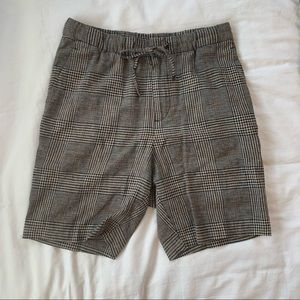 *Must go by 7/2* Trendy Plaid Bermuda Shorts!